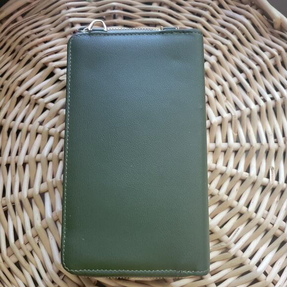 The Original STL Cross Body Clutch Wallet Olive Army Green New Phone Pocket - Picture 2 of 6